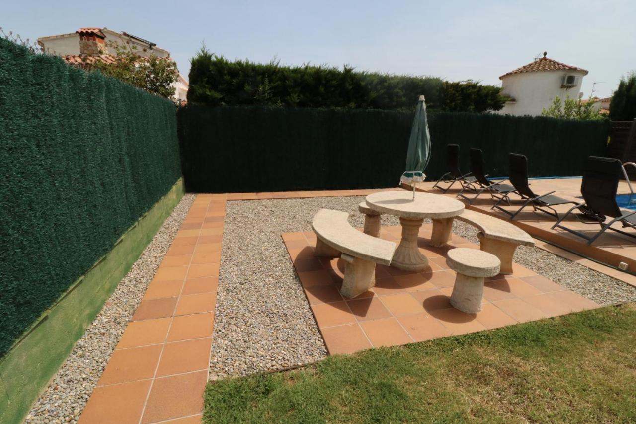 Peni 168A - Belle Maison Avec Piscine Empuriabrava Exterior foto